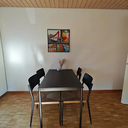 شقة Neb-thun 3 ثون